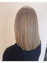 スティル ヘアアンドアイラッシュ(STILL hair&eyelash)&nbsp;【森】ホワイトミルクティーベージュ