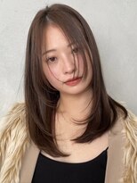 ノイ(noi)&nbsp;顔周りレイヤーカットくびれヘアミルクティーベージュカラー