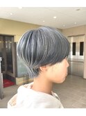 ショートボブ×スターダストグレー♪