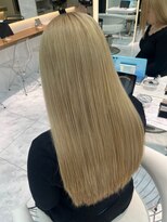 ロンドルピナス 小倉(Lond Lupinus) ブルーブラック/ワイドバング/美髪のススメ/外ハネボブ/北九州/