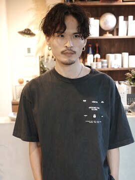 ウィム(wim) 『大人スパイラル』スパイラルパーマ/センターパート