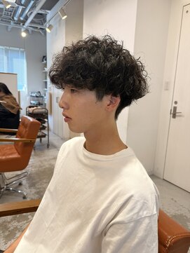 ジジ 宇都宮(Gigi) プードルパーマ/フェザーパーマ/刈り上げセンターパート/宇都宮
