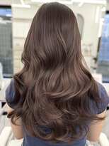 アマトウキョウスマートサロン(AMA TOKYO×Smart Salon) ヘーゼルベージュ ブリーチなし レイヤーカット 海外風