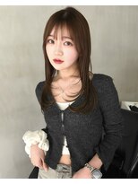 フィルムス 表参道(FILMS)&nbsp;グレージュブラウン/ミディアムレイヤー/韓国巻き/顔周りカット