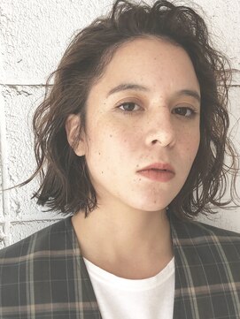 モホーク(MOHAWK) 【MOAHWK】ラフウェーブボブ