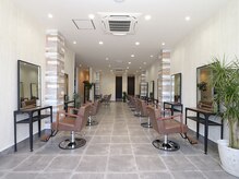 都会的で洗練されたお洒落な店内~こだわり空間作り~