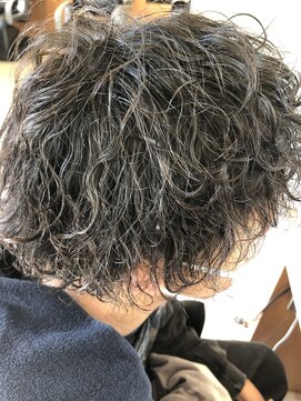シャンプーボーイ ヒノ(SHAMPOO BOY Hino) 波巻きパーマ2