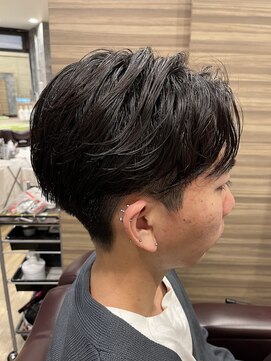 銀座マツナガ 神田店 20代30代ワンカールニュアンスパーマセンターパートツーブロック