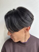 グラフ 立川(Graph.)&nbsp;センターパートニュアンスツーブロックパーマ