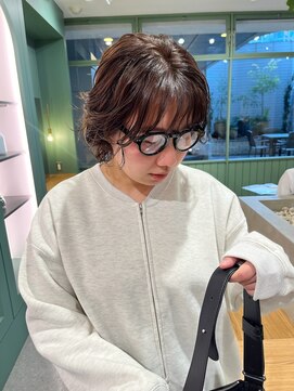 アンアームズ(ann ARMS) ゆるウェーブの抜け感ショトートレイヤー
