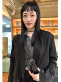 オン眉、ステップレイヤーカットミディアム