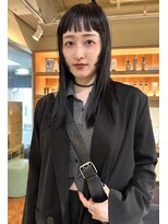 ロスタークラス(ROSTAR class) オン眉、ステップレイヤーカットミディアム