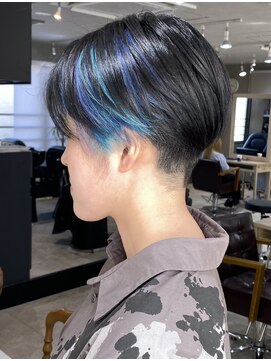 メゾンドムニ 恵比寿(Maison de MUNi) インナーが可愛いハンサムショート