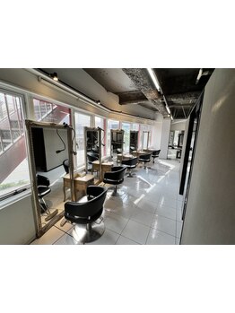 再現性の高いカットで、ONもOFFも楽しめるあなたらしいトレンドヘアをご提案！