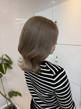 アリープアウル(ALEAP owl) 透明感カーキベージュ/ミディアムレイヤー