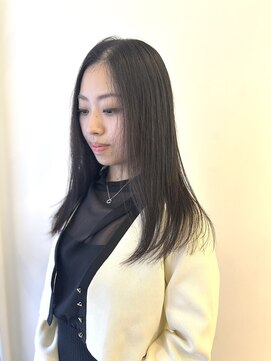 チャコールグレージュ×ストレートロング20代30代40代50代