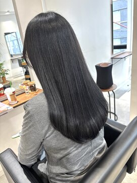 ブルーブラック　艶髪スタイル　HIYOSHI