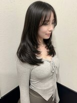 ラグナ(LAGUNA)&nbsp;ハッシュカット/ミディアムレイヤー/暗髪/艶髪/