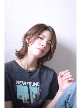 エレノア 吉祥寺北口店(Eleanor) 吉祥寺/ウルフレイヤー/イルミナカラー/トリートメント