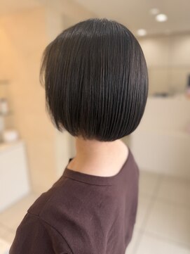 ヒビカ(HIBIKA) 丸みボブ 透明感グレージュ