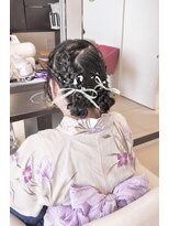 ヘア&エステ ヒロイン 西武池袋店&nbsp;夏休み編み込みツインテールセットアップスタイル。
