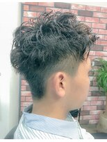 ワンバイワン(ONE BY ONE)&nbsp;メンズ刈り上げパーマ