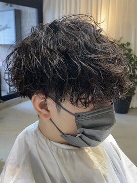 サップ 茨木店(Sup) 波巻きスパイラルパーマツイストスパイラルパーマツーブロック