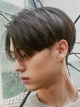 オーシャントーキョー ホワイト 原宿(OCEAN TOKYO WHITE) メンズナチュラルショート　前下がセンターパート