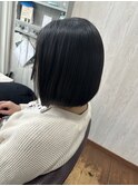 美髪シルエットボブ/ぱっつん前髪/アッシュブラック
