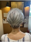 ショートヘア