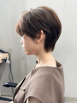 ギークス(GEEKS) 【GEEKS渋谷】大人ショート/小顔/透明感カラー/垢抜け/ベージュ