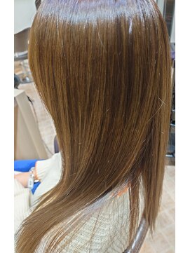 クララ ヒタチナカ(CLALA Hitachinaka) 酸熱トリートメント/オリーブ/小顔カット