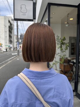 ハロウ ぱつっとボブ