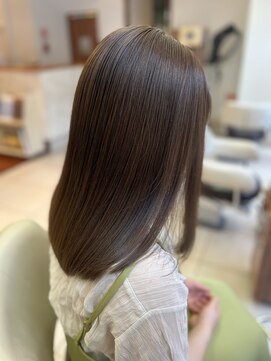 ファーレンピュア(FAHREN PURE) グレージュ／ブリーチなし／ミディアム／イルミナカラー／和光市