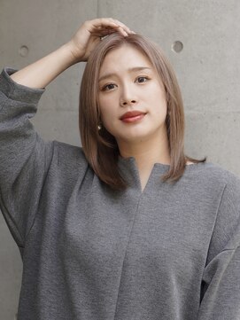 アーレント(AREND) 透明感ベージュのワンカールロングボブ