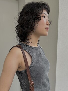 カサネ(casane) ウルフパーマ／ウルフカット