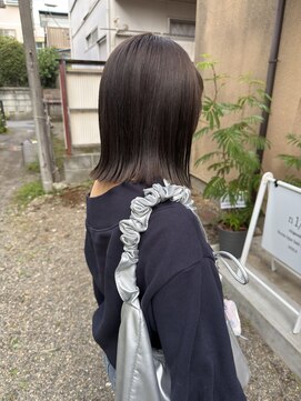 エヌヨンブンノイチ 茅ヶ崎(n1/4) 30代40代切りっぱなしボブタッセルボブ顔周りレイヤーオリーブ