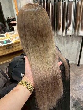 アフィナー(Afinar) 【横浜駅/横浜西口】ミルクティーアッシュ