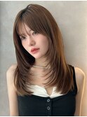韓国ミディアムレイヤーストレート小顔顔まわりレイヤーブラウン