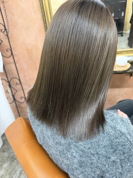 ユニーク(UniQ) オリーブベージュ