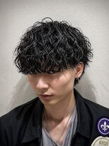 ボンドストーリールミエール(Bond Story lumiere)&nbsp;ツイストスパイラルパーマラウンドマッシュ眉毛刈り上げ