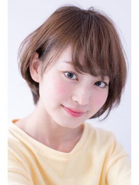 ヘアーアンドファッションシオミエイチ (hair＆fashion shiomi H) 【shiomi H】　大人柔らかエアリーショート