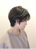 首元スッキリくびれショートヘア