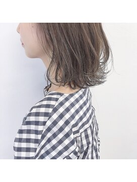 ガーランドウメダ(Garland umeda) リラックスウェーブ＿ミディアム＿000755