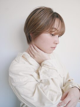 トレス(TRESS) 美シルエットショートボブ/スリークボブ/ベージュカラー