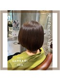 まとまりやすいショートボブヘア