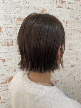 レフアヘアーガーデン(Lehua Hair Garden) ストレート切っぱなしボブ