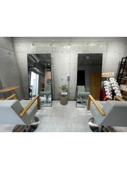 周りのお客様の目も気にならない完全個室のプライベートサロン◎ゆったりと過ごすあなただけの特別な時間。