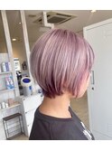 ホワイトピンク インナーベリーピンク  ショートボブ ハイトーン