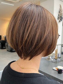 ニコ(nico...) シドウ/20代30代40代/パーマなしショート/ショートボブ